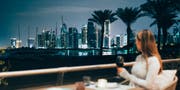 Explorer le Qatar à travers les yeux d’un faucon