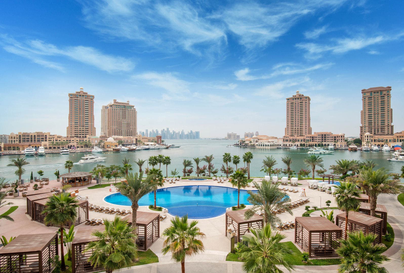 إقامة في فندق سانت ريجيس مرسى عربية - اللؤلؤة قطر