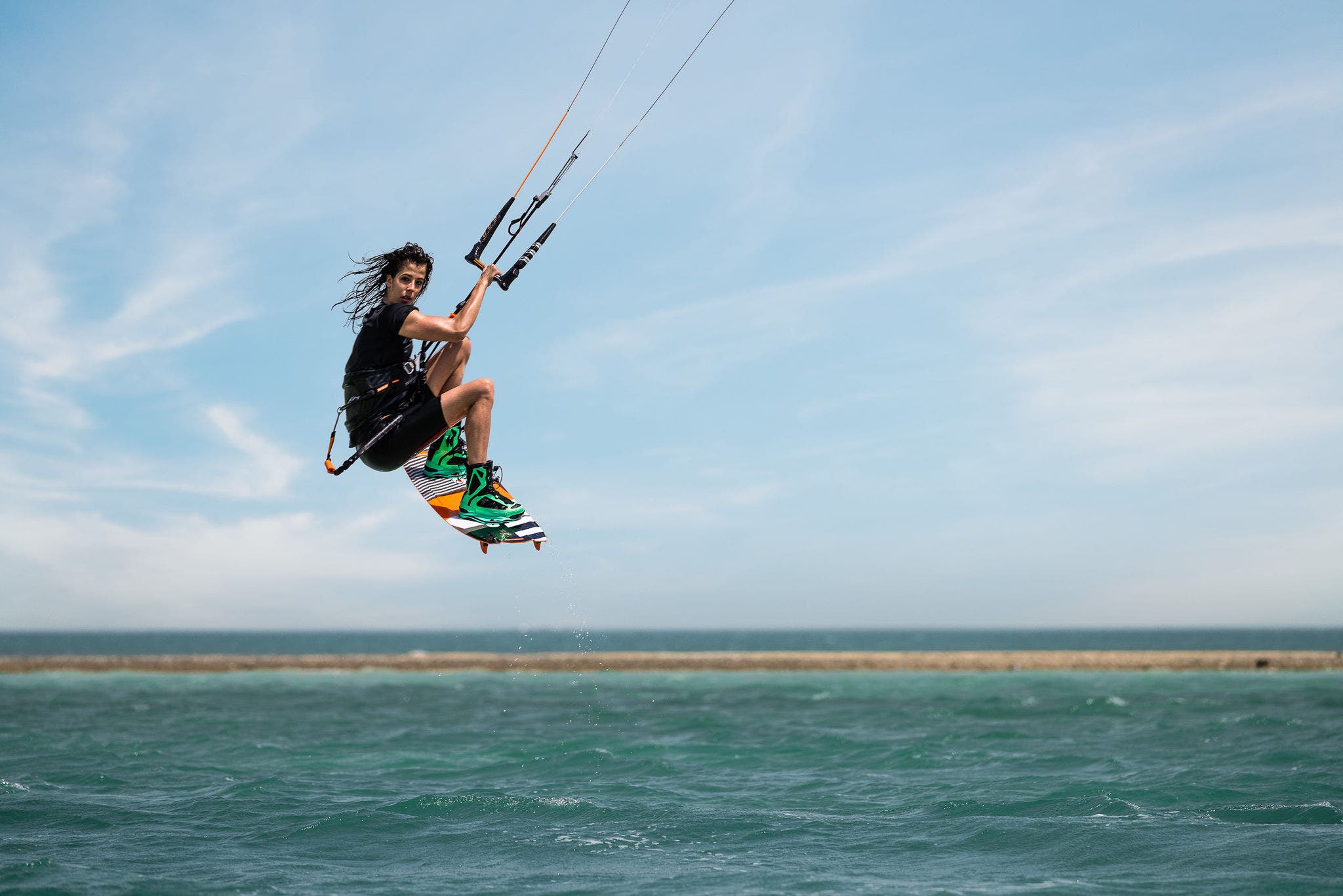 Découvrez les 7 raisons pour lesquelles le Qatar est la destination idéale pour le kitesurf.